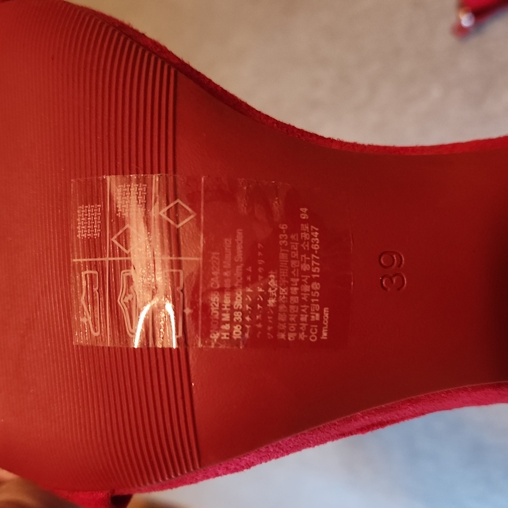 Divided By H&M Red Suade Like Stiletto Heels Size 39 - Picture 5 of 8